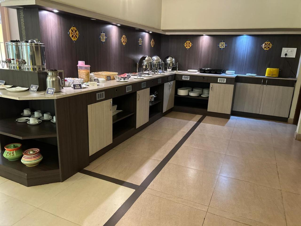 The Majorda Pristinne Hotel Ngoại thất bức ảnh